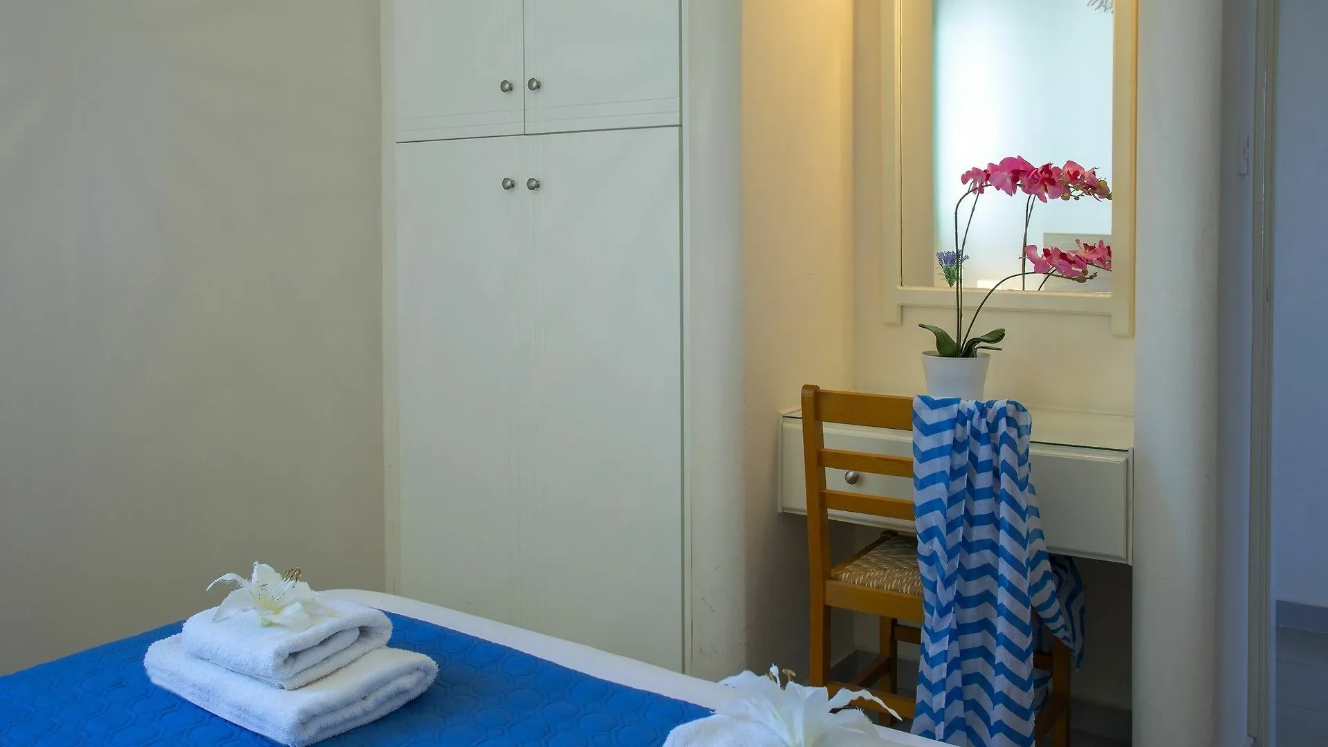 Protaras Olive Suite 0*,